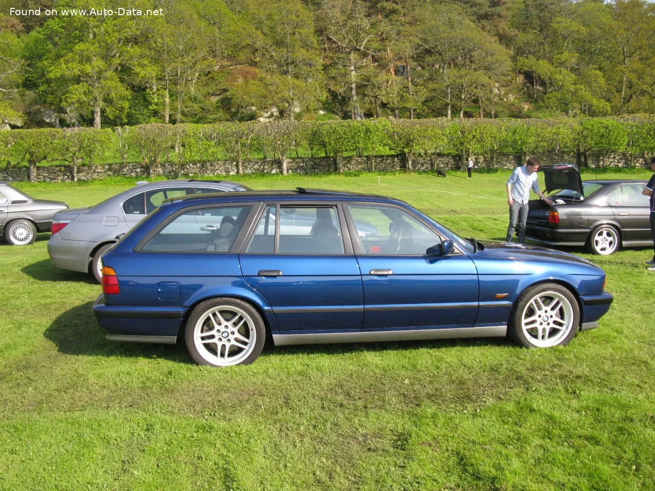 BMW M5 3.8 (340 Hp) Manual 5-speed1992 - 1994 thumbnail 7