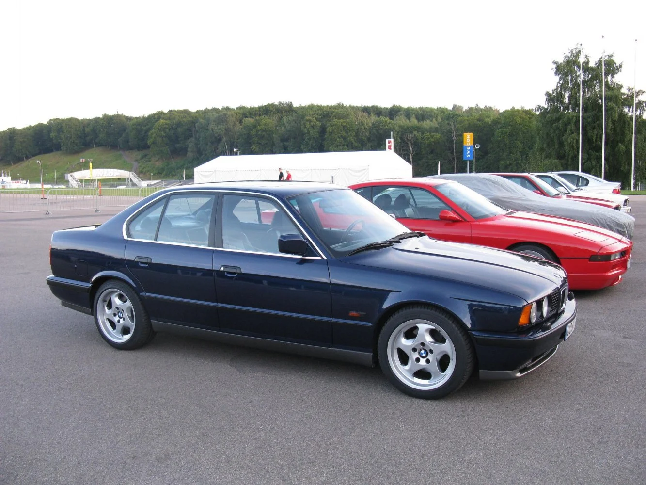 BMW M5 3.5 (315 Hp)1988 - 1991 thumbnail 13