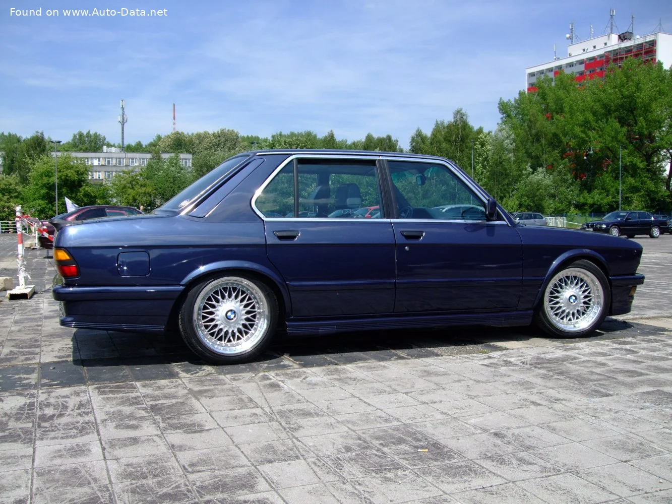 BMW M5 3.5 (286 Hp)1985 - 1987 thumbnail 10