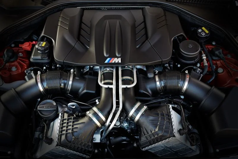 BMW M6 4.4 V8 (560 Hp)2014 - 2018 thumbnail 3