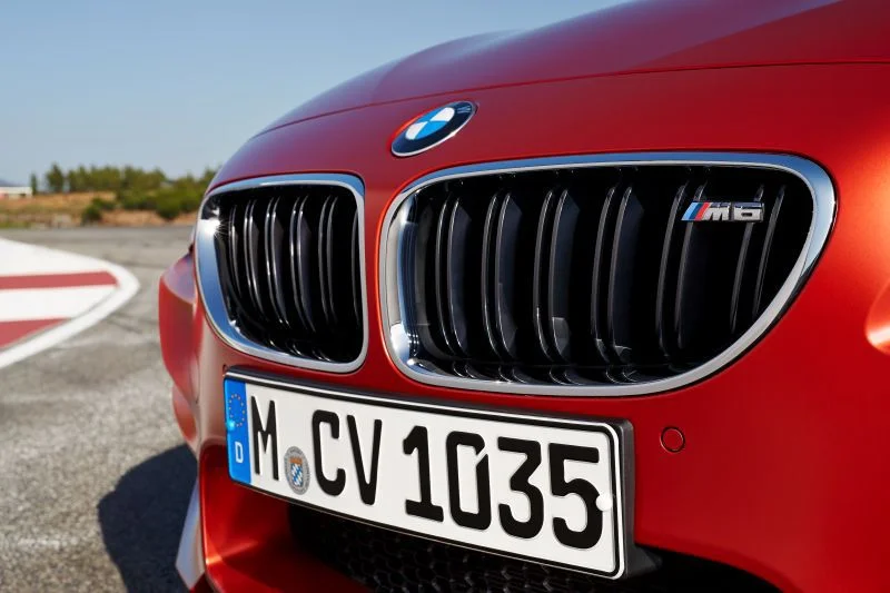 BMW M6 4.4 V8 (560 Hp)2014 - 2018 thumbnail 6