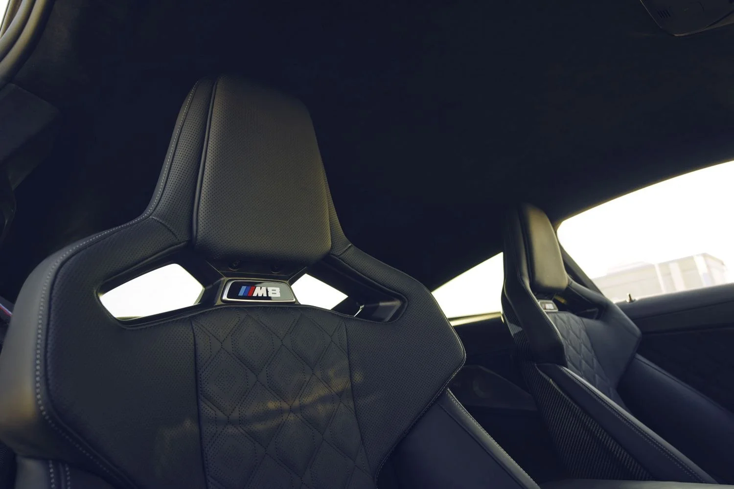 BMW M8 Competition 4.4 V8 (625 Hp) xDrive Steptronic Sport2022 - thumbnail 15
