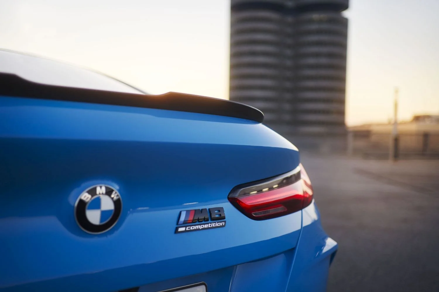BMW M8 Competition 4.4 V8 (625 Hp) xDrive Steptronic Sport2022 - thumbnail 7