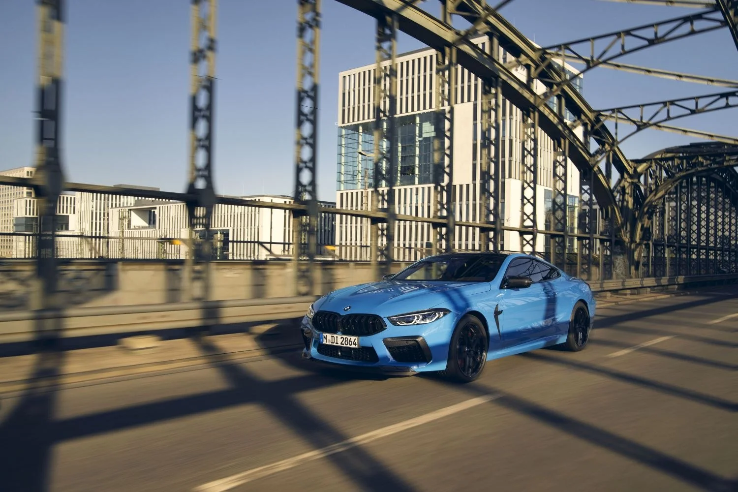 BMW M8 Competition 4.4 V8 (625 Hp) xDrive Steptronic Sport2022 - thumbnail 9