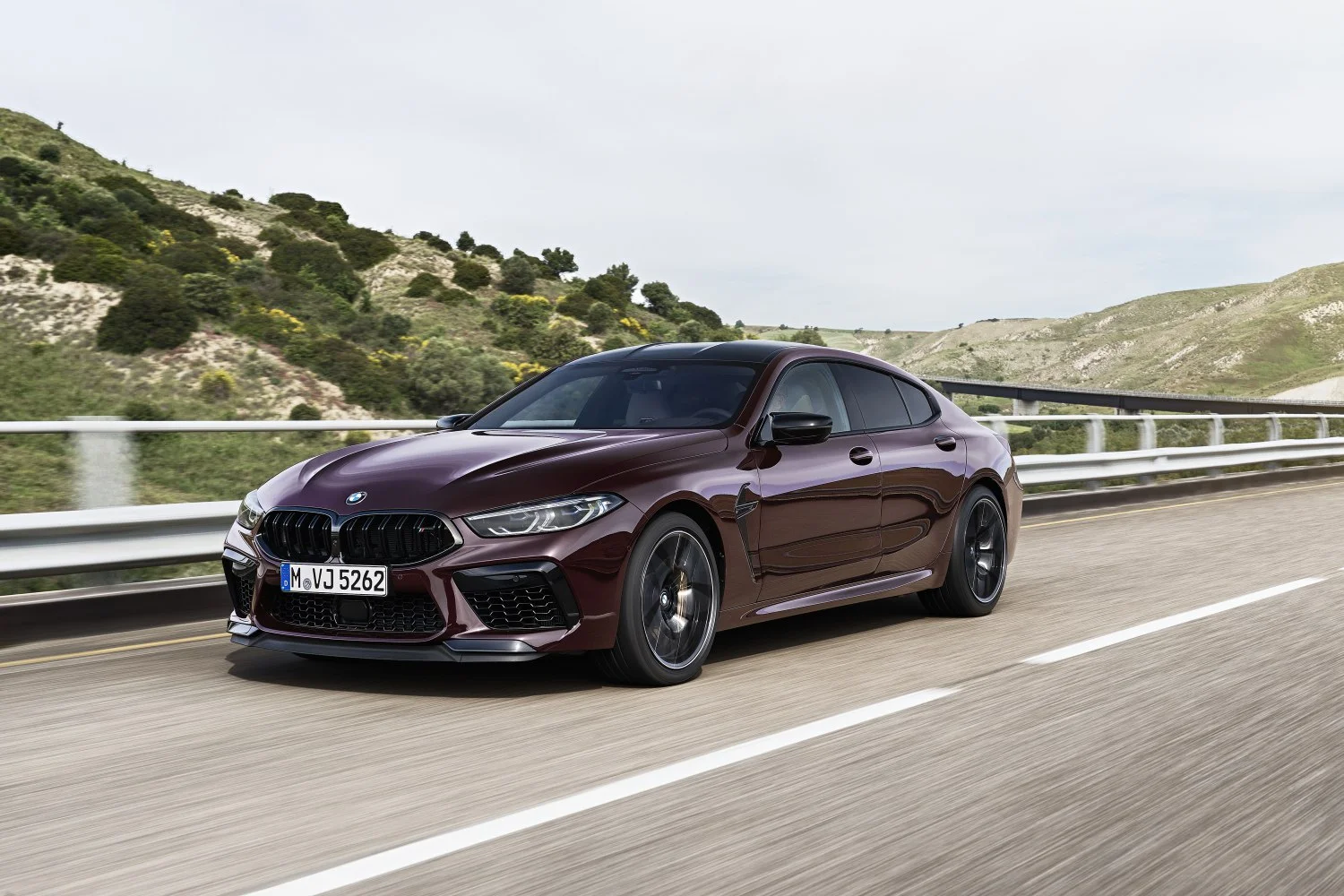 BMW M8 4.4 V8 (600 Hp) xDrive Steptronic2019 - 2022 thumbnail 11