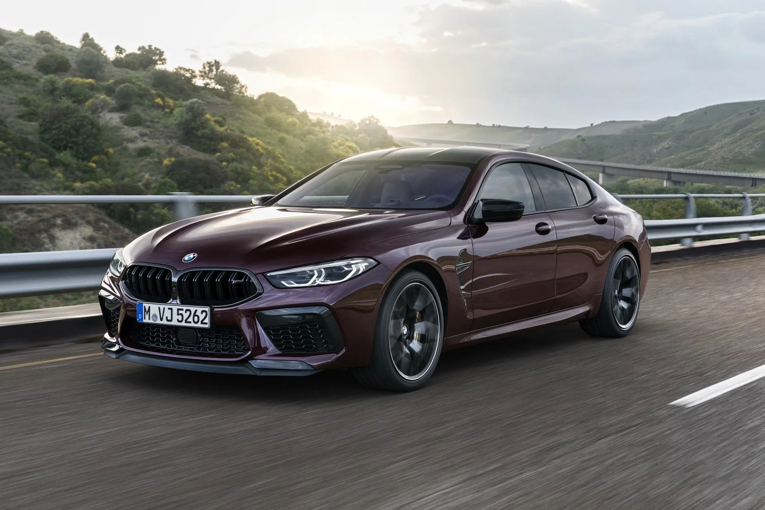 BMW M8 4.4 V8 (600 Hp) xDrive Steptronic2019 - 2022 thumbnail 14