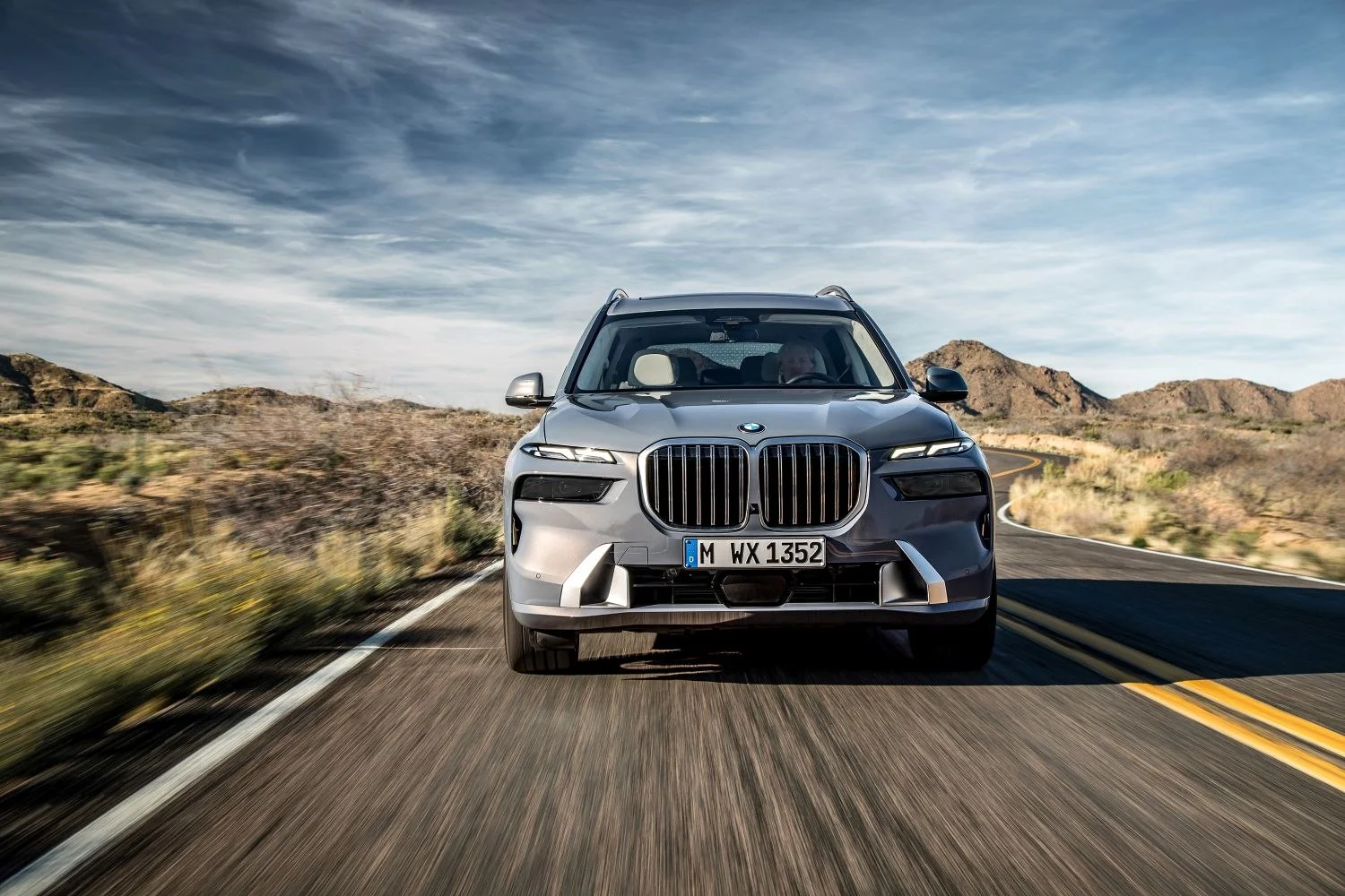 BMW X7 40d (352 Hp) Mild Hybrid xDrive Steptronic2022 - - 1