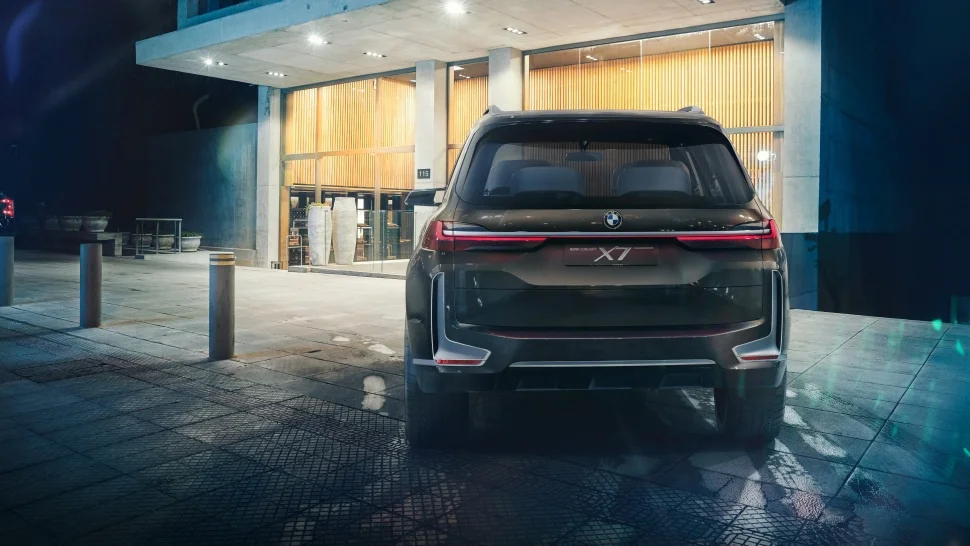 BMW X7 BMW X7 (Concept) thumbnail 9