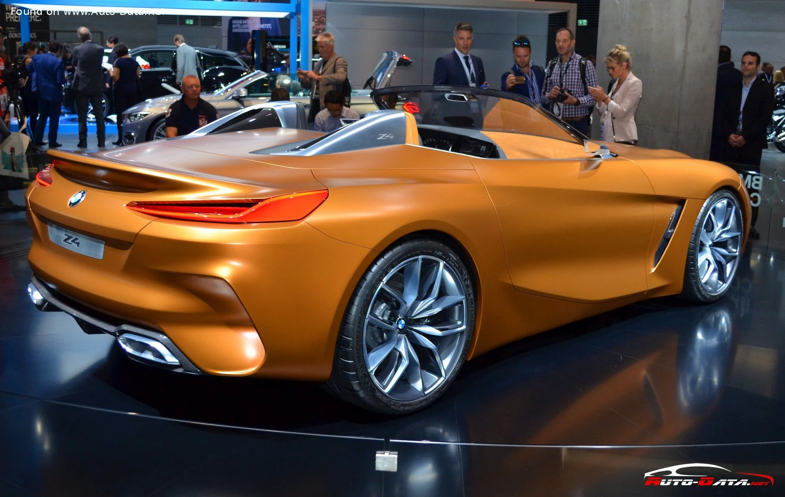 BMW Z4 BMW Z4 (G29, Concept) thumbnail 3