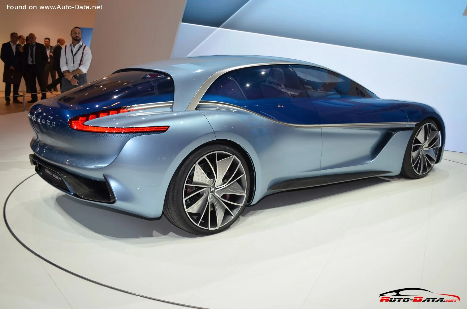 Borgward Isabella Borgward Isabella Concept thumbnail 2