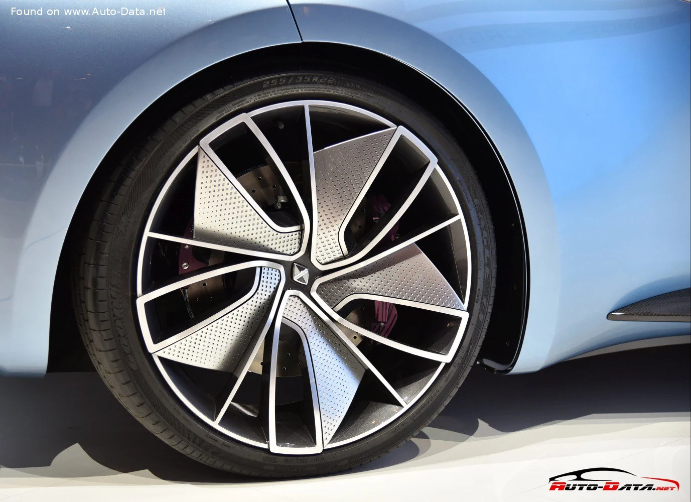 Borgward Isabella Borgward Isabella Concept thumbnail 11