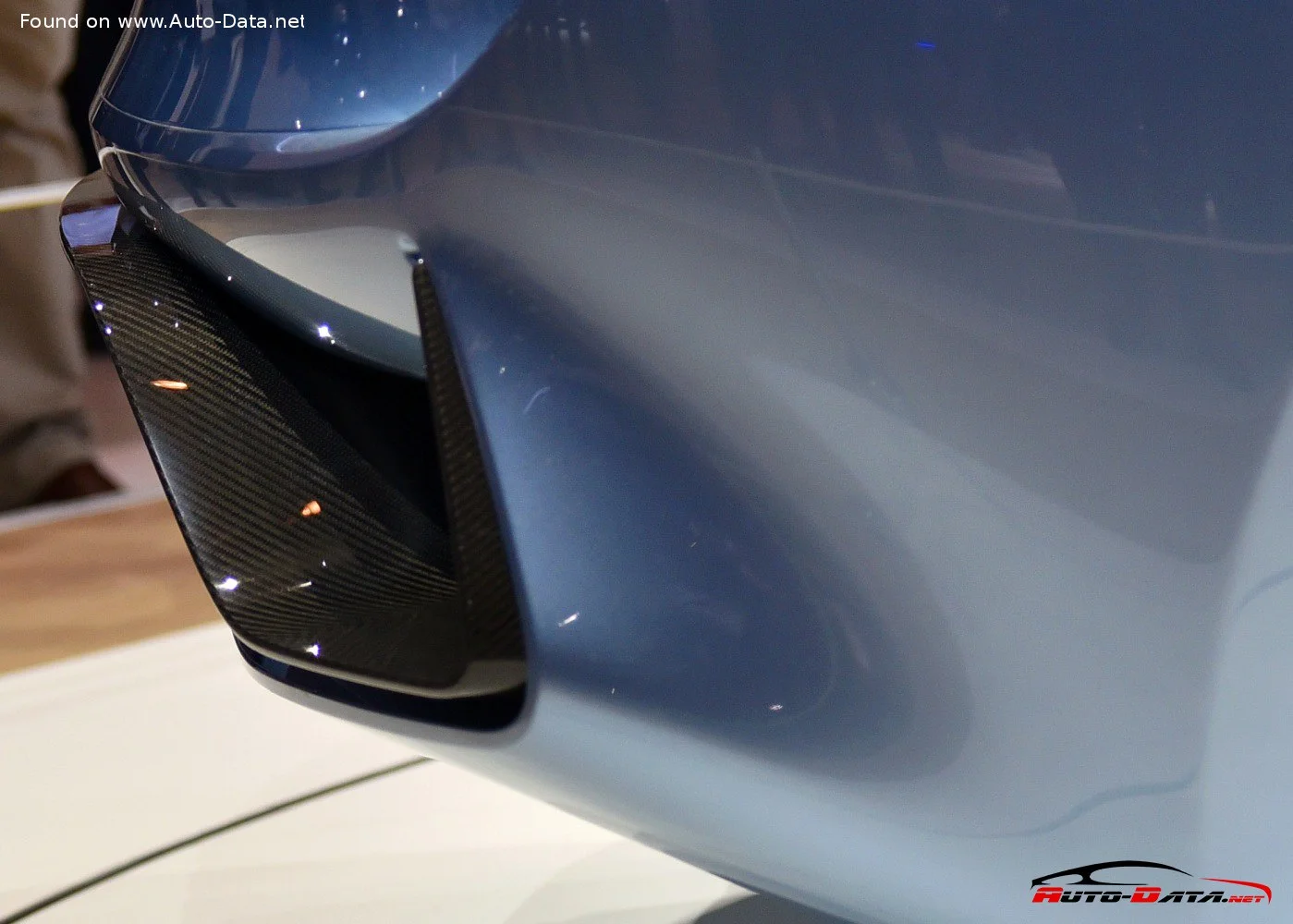 Borgward Isabella Borgward Isabella Concept thumbnail 12