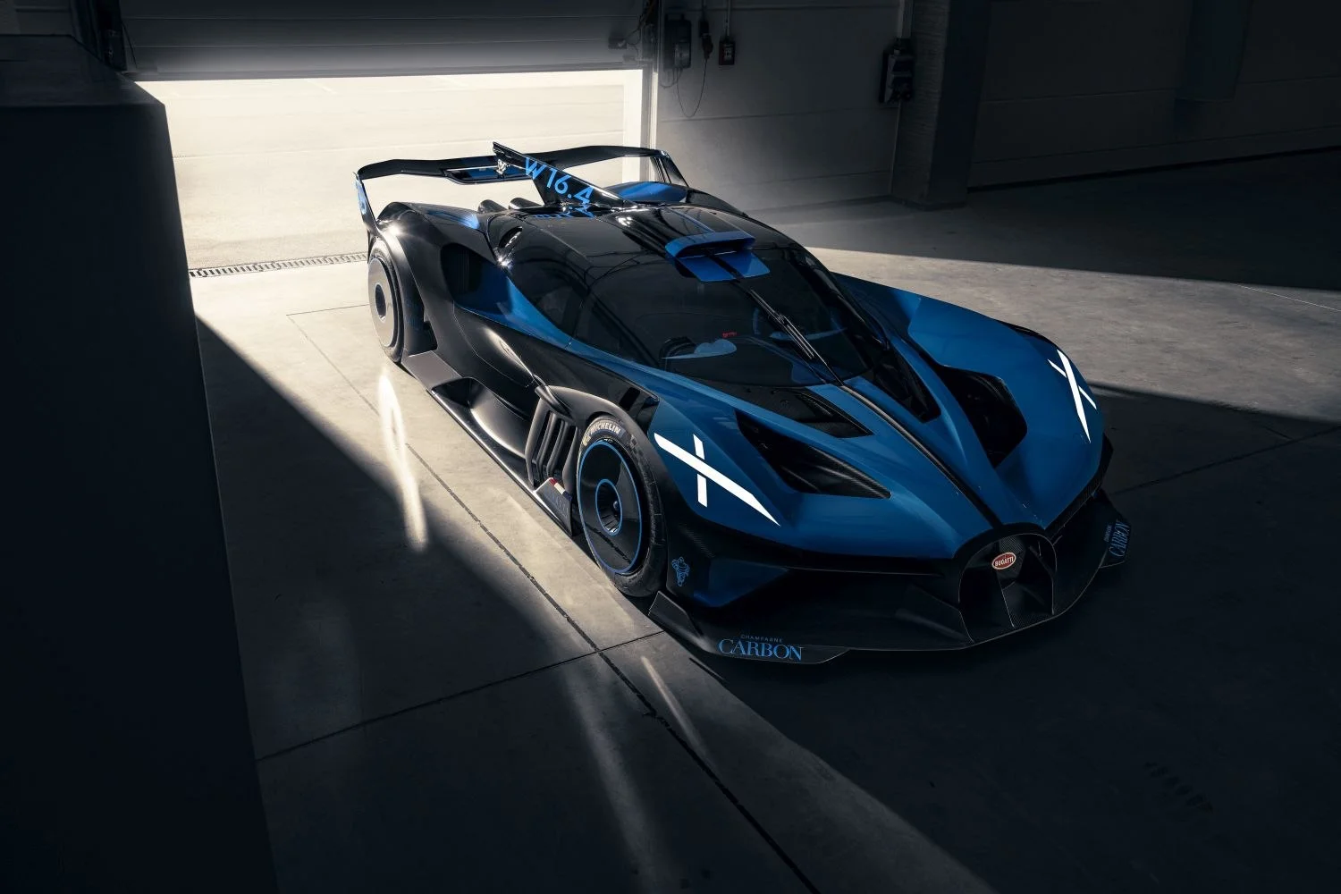 Bugatti Bolide 8.0 W16 (1850 Hp) AWD DSG2021 - thumbnail 3