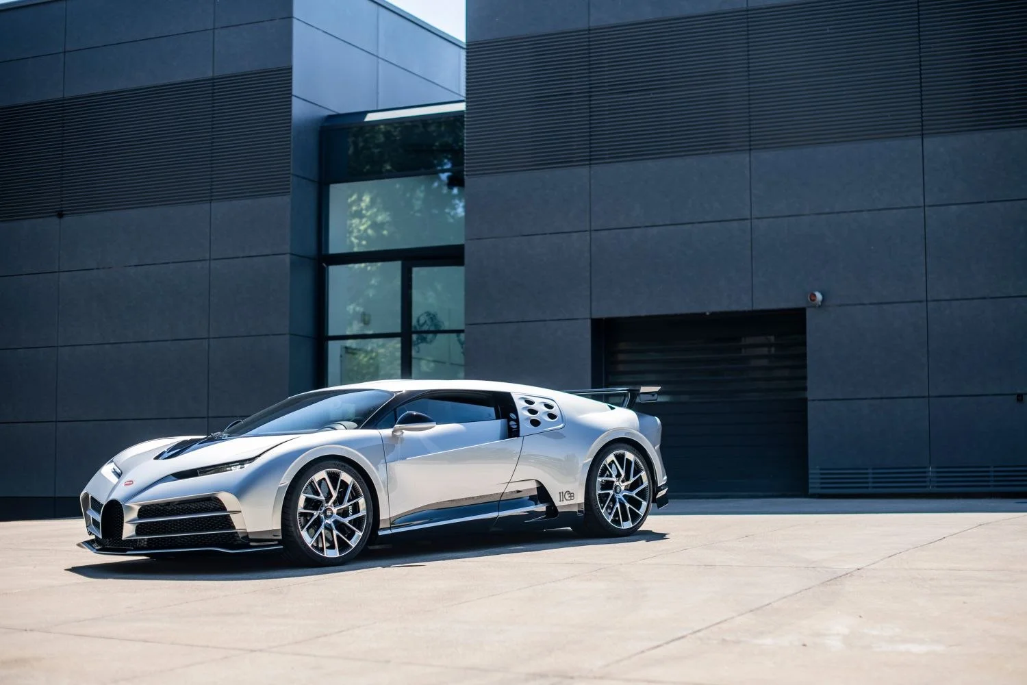 Bugatti Centodieci 8.0 W16 (1600 Hp) AWD DSG2022 - 2022 thumbnail 10