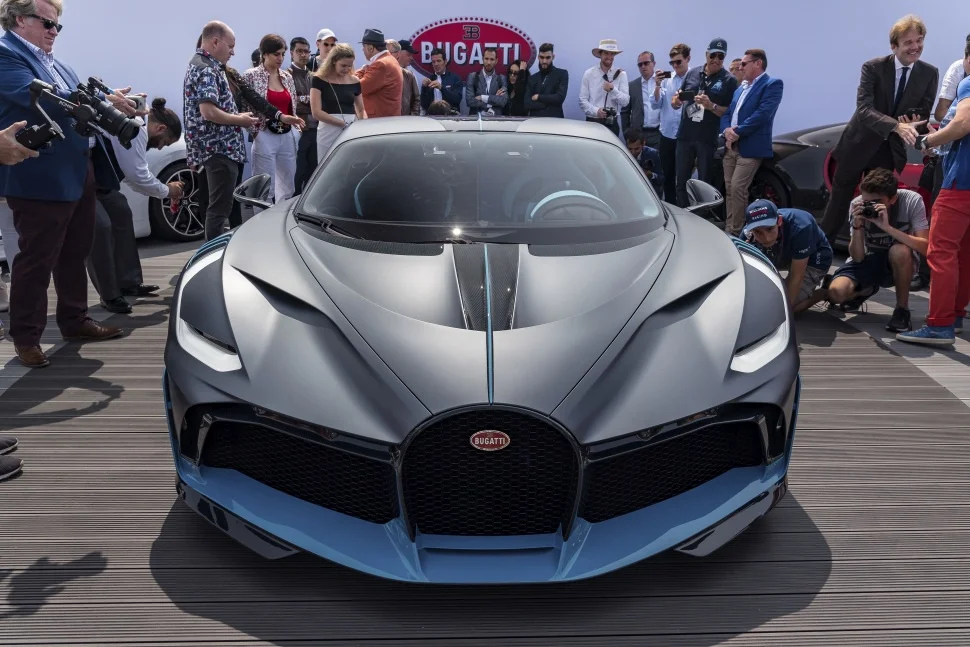 Bugatti Divo 8.0 W16 (1500 Hp) AWD DSG2018 - thumbnail 17