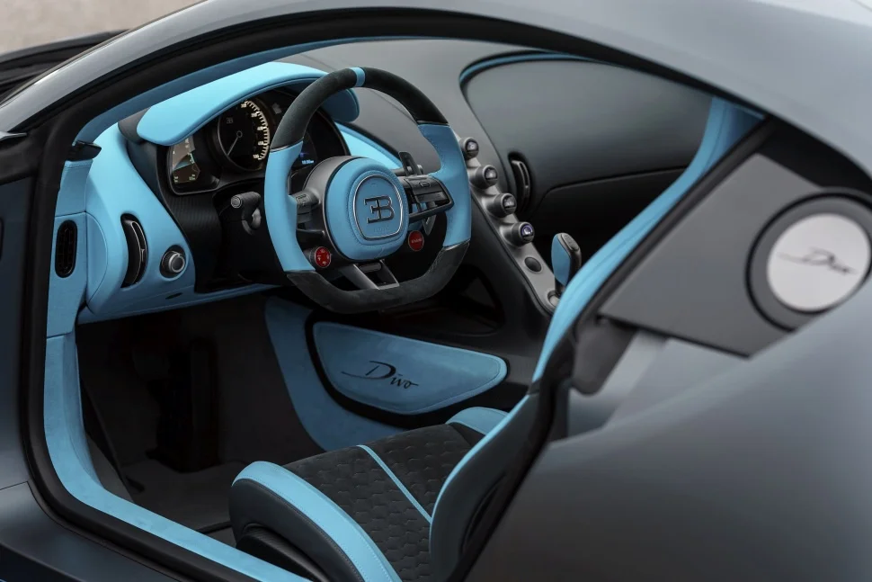 Bugatti Divo 8.0 W16 (1500 Hp) AWD DSG2018 - thumbnail 4