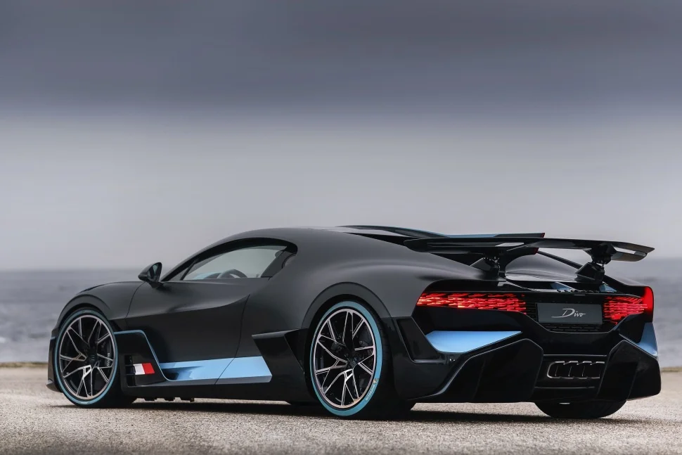 Bugatti Divo 8.0 W16 (1500 Hp) AWD DSG2018 - thumbnail 6