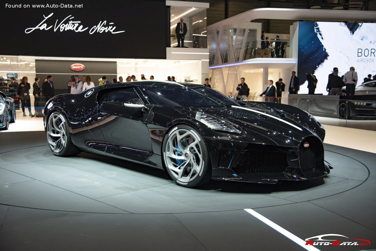 Bugatti La Voiture Noire Bugatti La Voiture Noire thumbnail 14