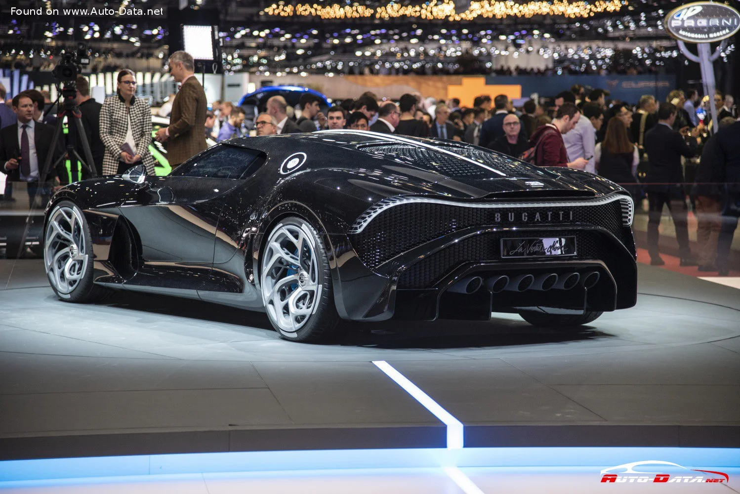 Bugatti La Voiture Noire Bugatti La Voiture Noire thumbnail 17
