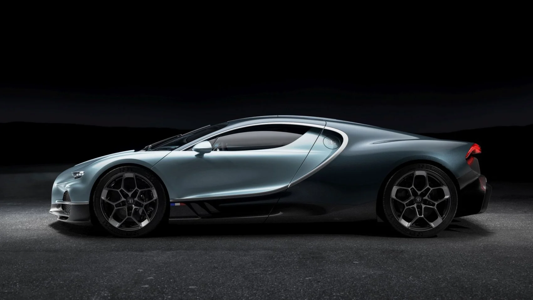 Bugatti Tourbillon 8.3 V16 (1800 Hp) Plug-in Hybrid AWD DCT2026 - thumbnail 16