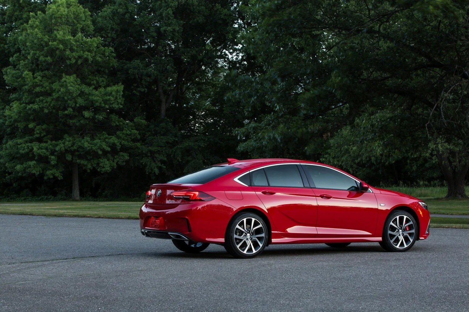 Buick Regal 3.6 V6 (310 Hp) AWD Automatic2018 - 2020 thumbnail 9