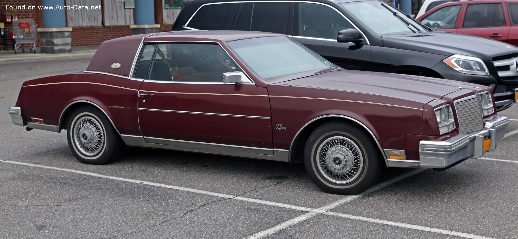 Buick Riviera 3.8 V6 (185 Hp)1979 - 1985 thumbnail 5