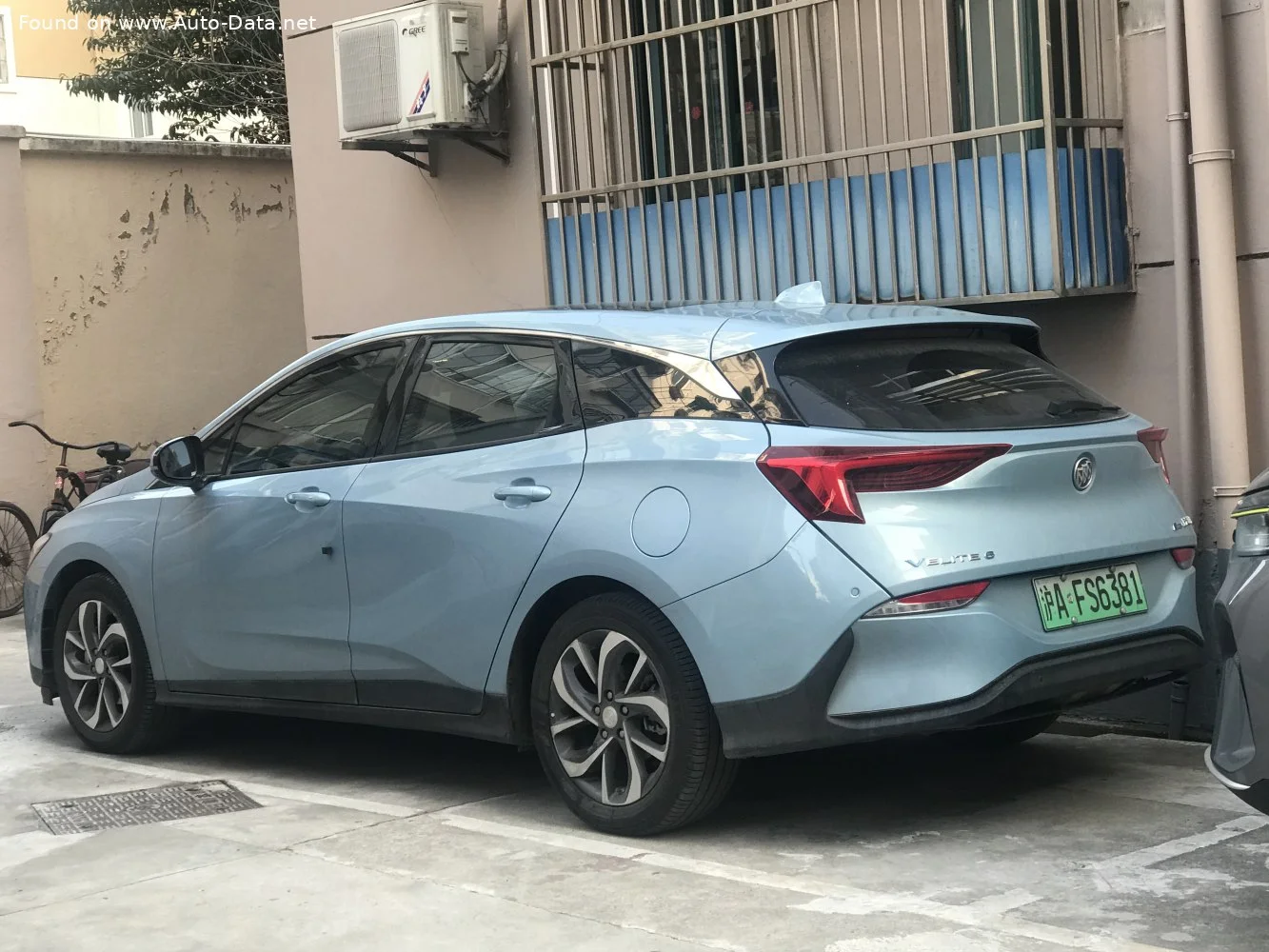 Buick Velite 6 1.5 DVVT (184 Hp) Plug-in Hybrid E-CVT2021 - thumbnail 4