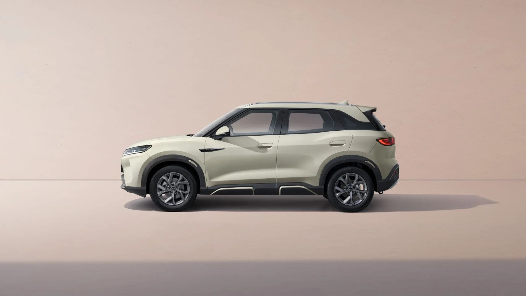 BYD Atto 2 45.12 kWh (177 Hp) Electric2025 - thumbnail 4