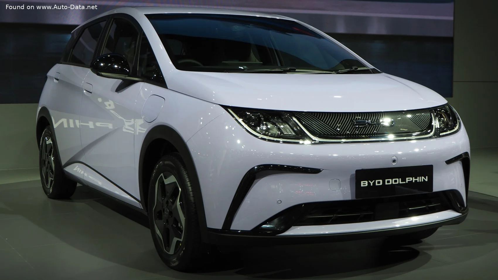 BYD Dolphin 44.9 kWh (177 Hp) BEV2021 - 2025 thumbnail 8