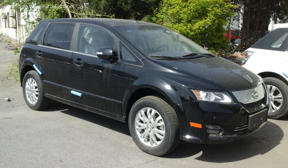 BYD e6 80 kWh (122 Hp) 4WD Electric2017 - - 1