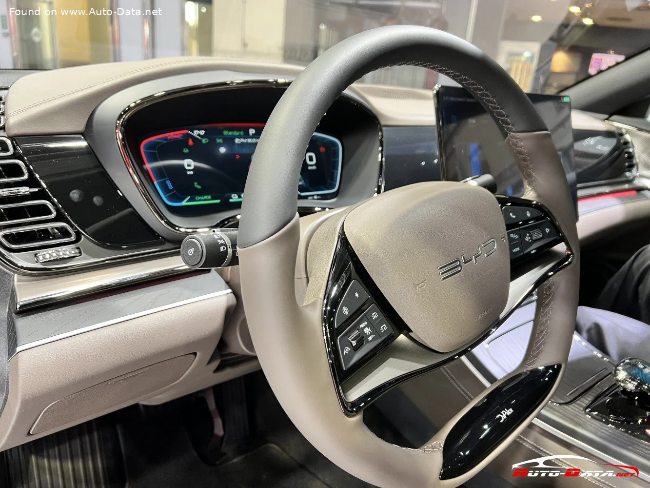 BYD Han 60.5 kWh (204 Hp) Electric2024 - 2025 thumbnail 16