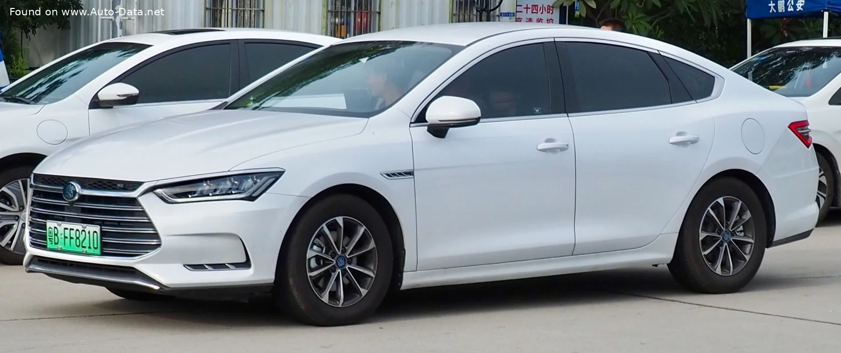 BYD Qin DM 1.5T (303 Hp) Plug-in Hybrid DCT2018 - 2020 - 1
