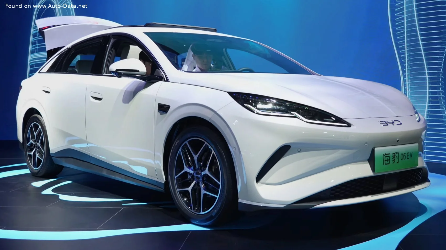BYD Seal 06 46.08 kWh (150 Hp) Electric2025 - thumbnail 3