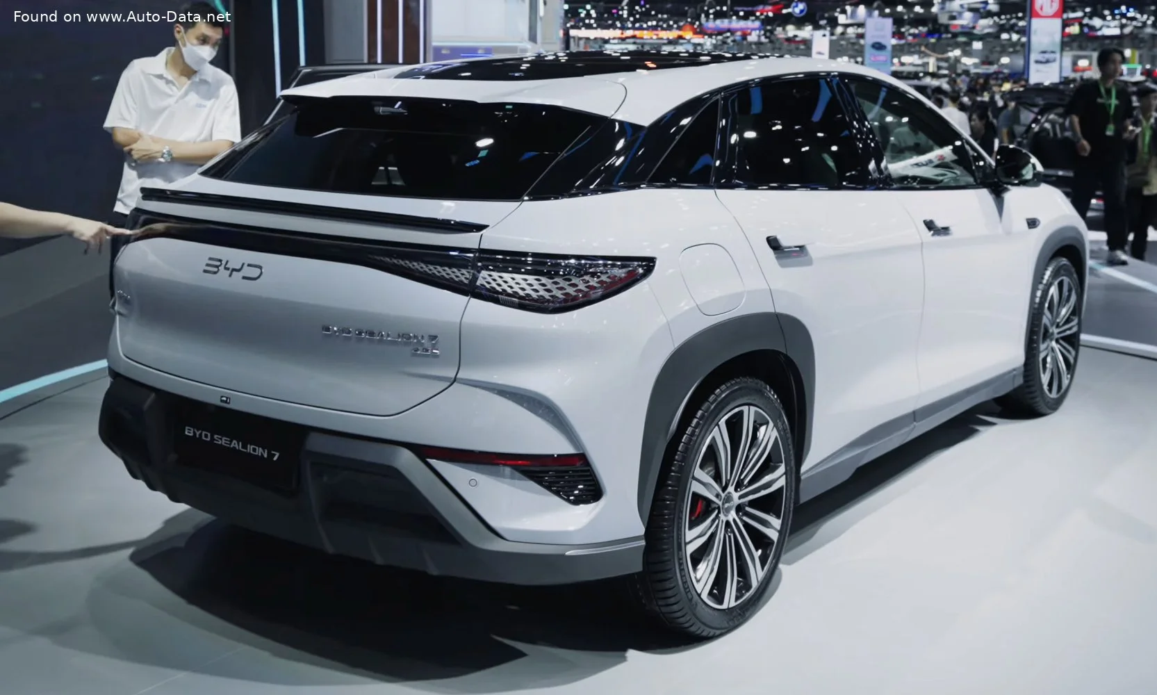 BYD Sealion 7 82.5 kWh (313 Hp) Electric2024 - thumbnail 3
