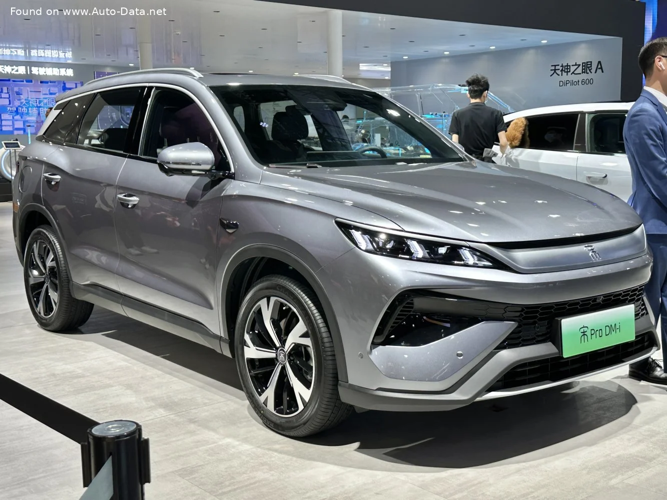 BYD Song modeli