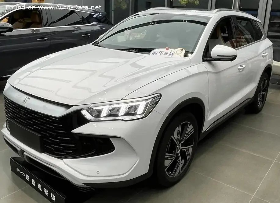 BYD Song DM-i 1.5 12.9 kWh (197 Hp) E-CVT Champion Edition2023 - 2024 - 1