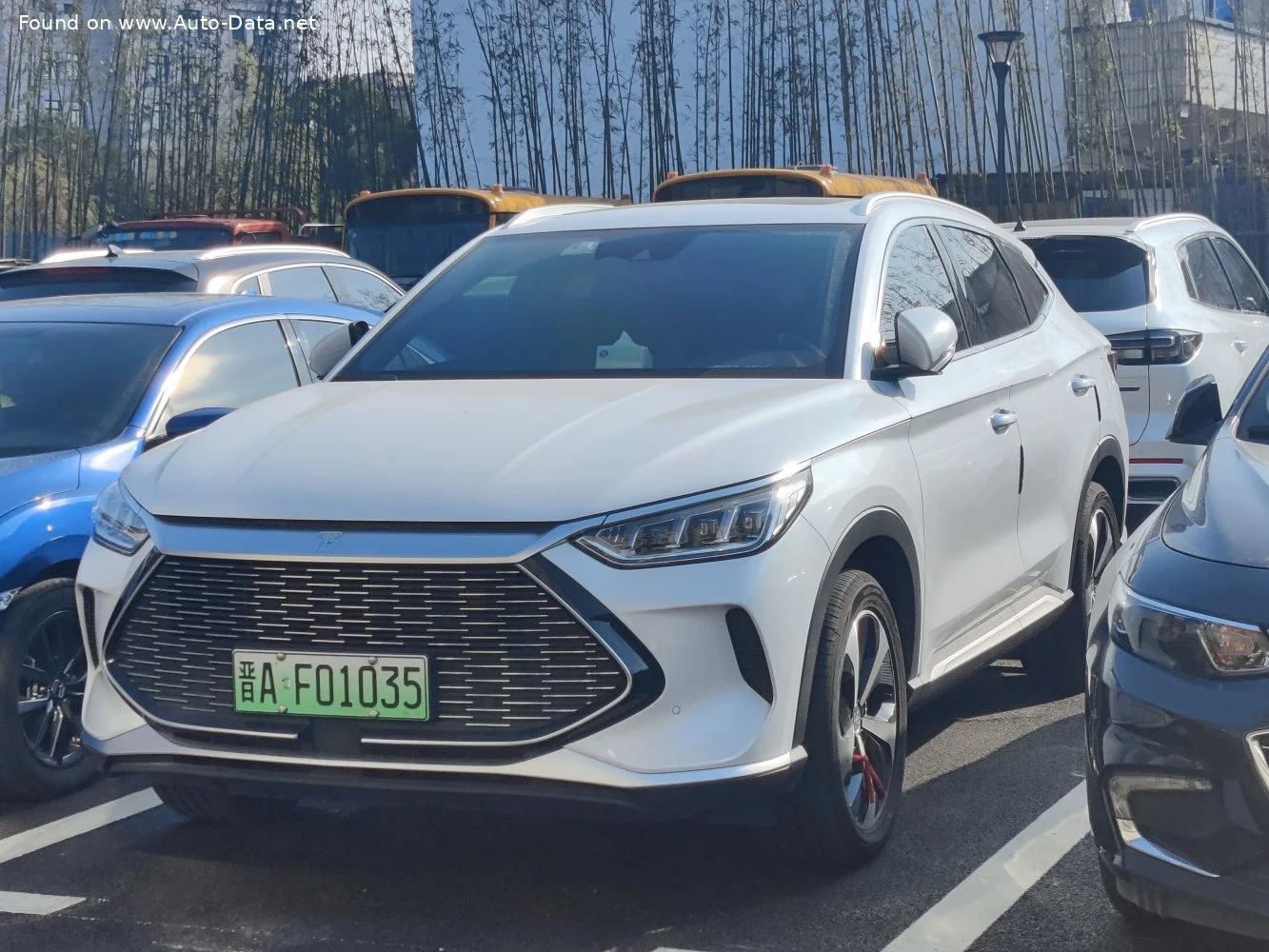 BYD Song DM-i 1.5 (179 Hp) E-CVT2021 - 2023 thumbnail 2