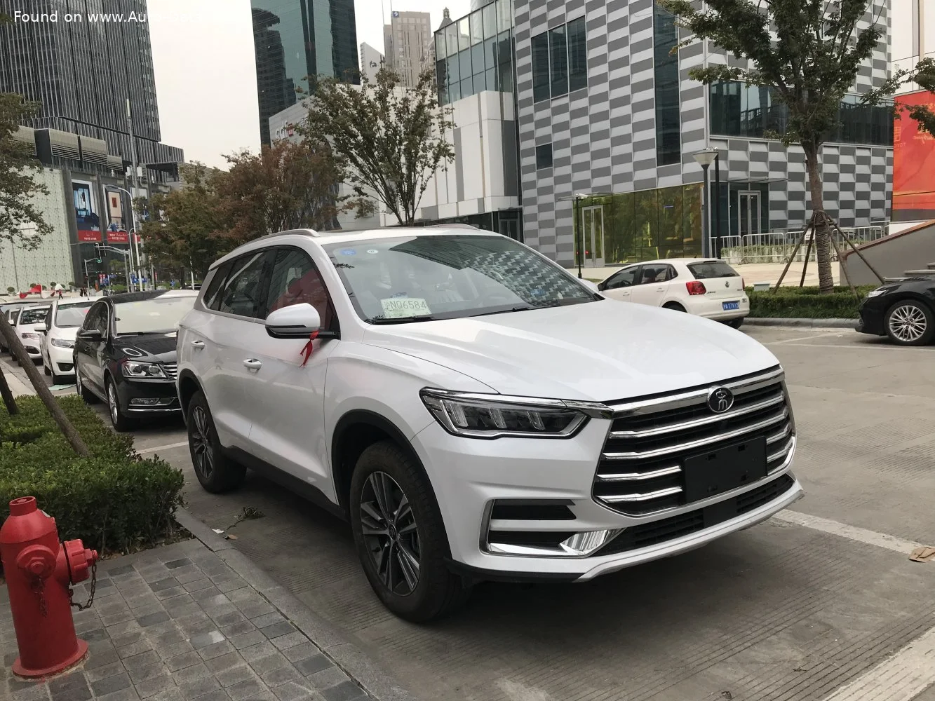 BYD Song 1.5T (160 Hp) DCT2019 - 2021 - 1