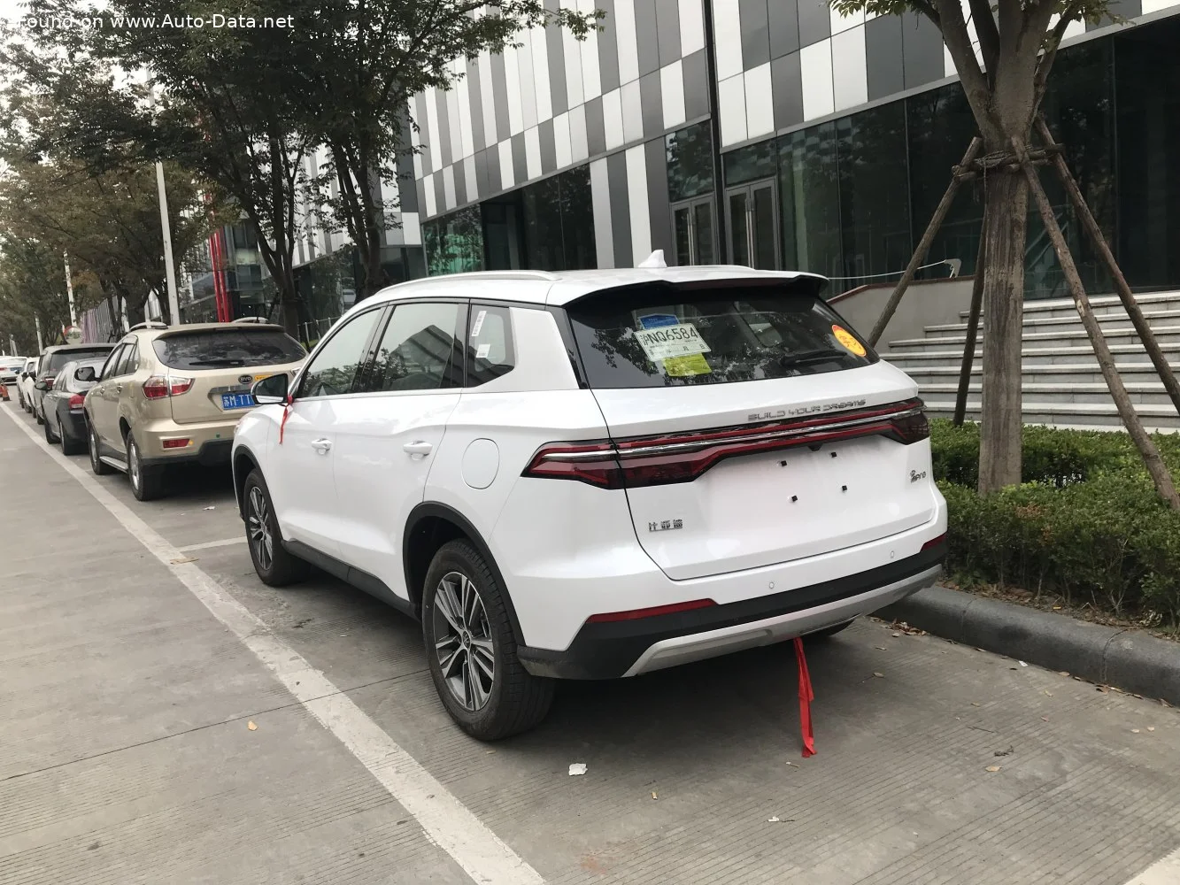BYD Song 1.5T (160 Hp) DCT2019 - 2021 thumbnail 2