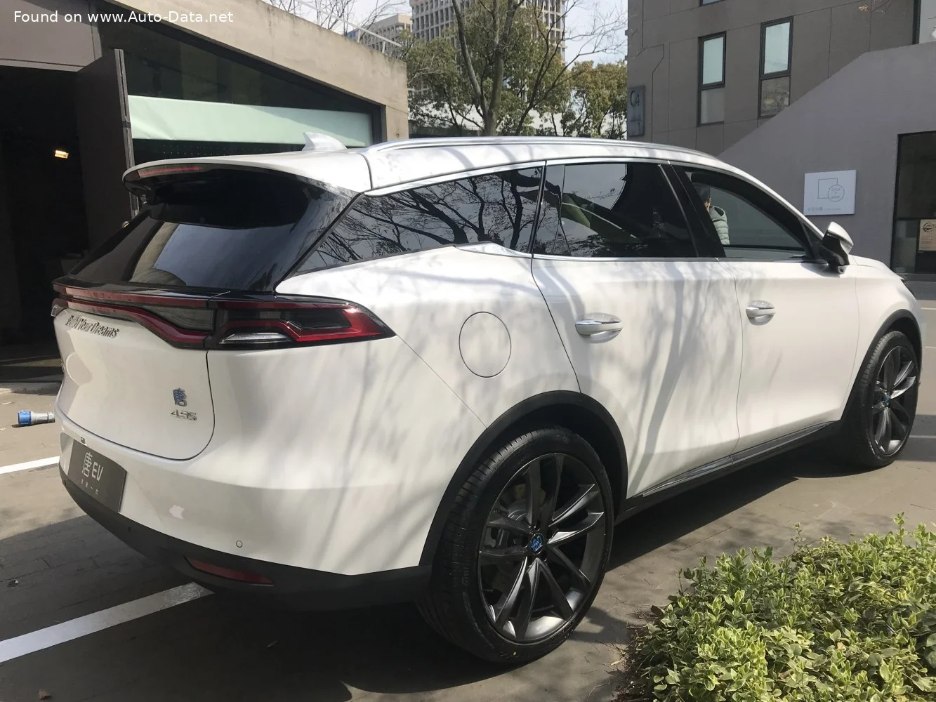 BYD Tang DM 2.0 (600 Hp) Plug-in Hybrid AWD Automatic2018 - 2019 thumbnail 3