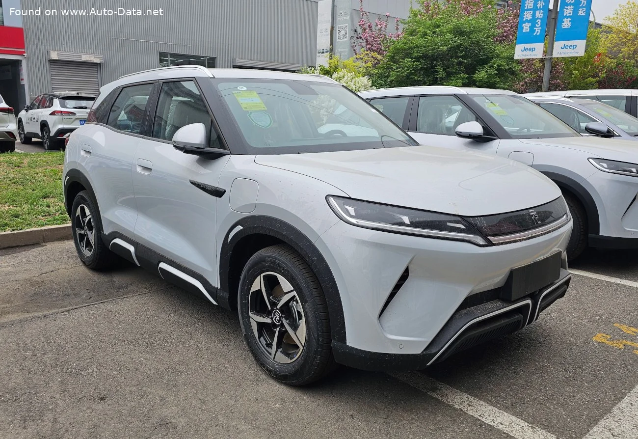 BYD Yuan Up 32 kWh (95 Hp) Electric2024 - - 1