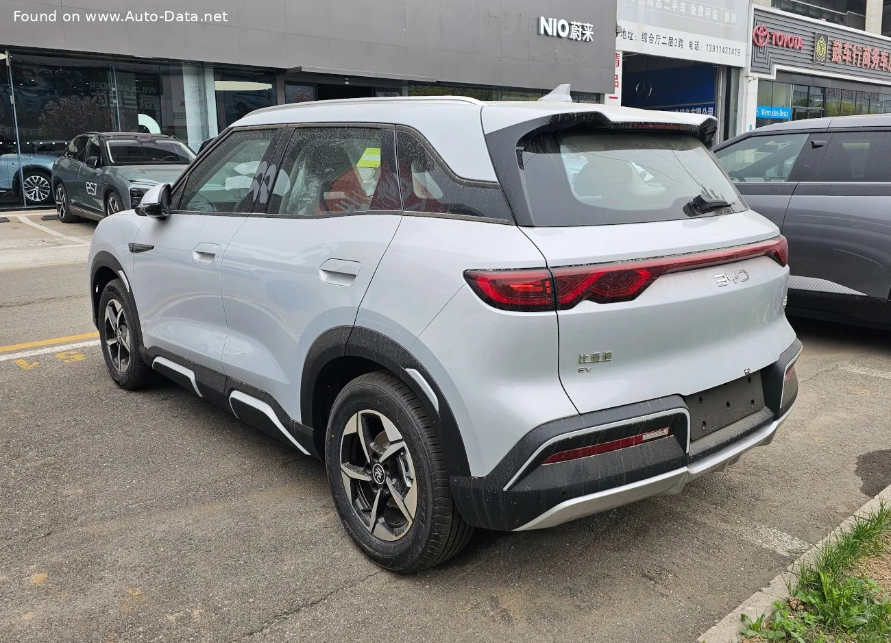 BYD Yuan Up 32 kWh (95 Hp) Electric2024 - thumbnail 2