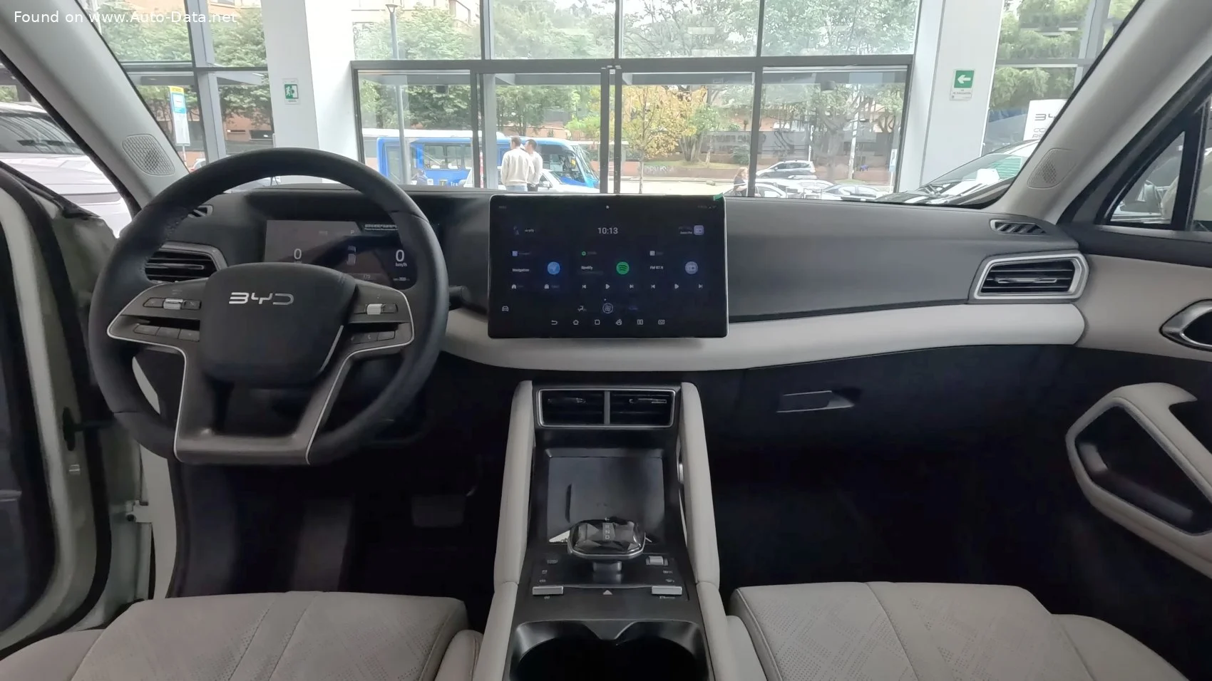 BYD Yuan Up 32 kWh (95 Hp) Electric2024 - thumbnail 3