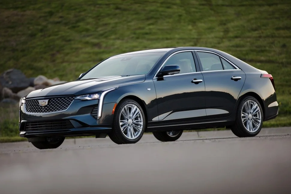 Cadillac CT4 modeli