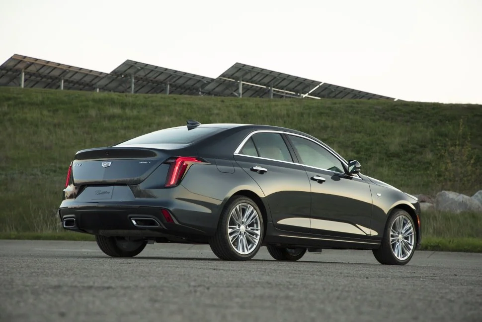 Cadillac CT4 2.0 Turbo (240 Hp) Automatic2019 - thumbnail 2