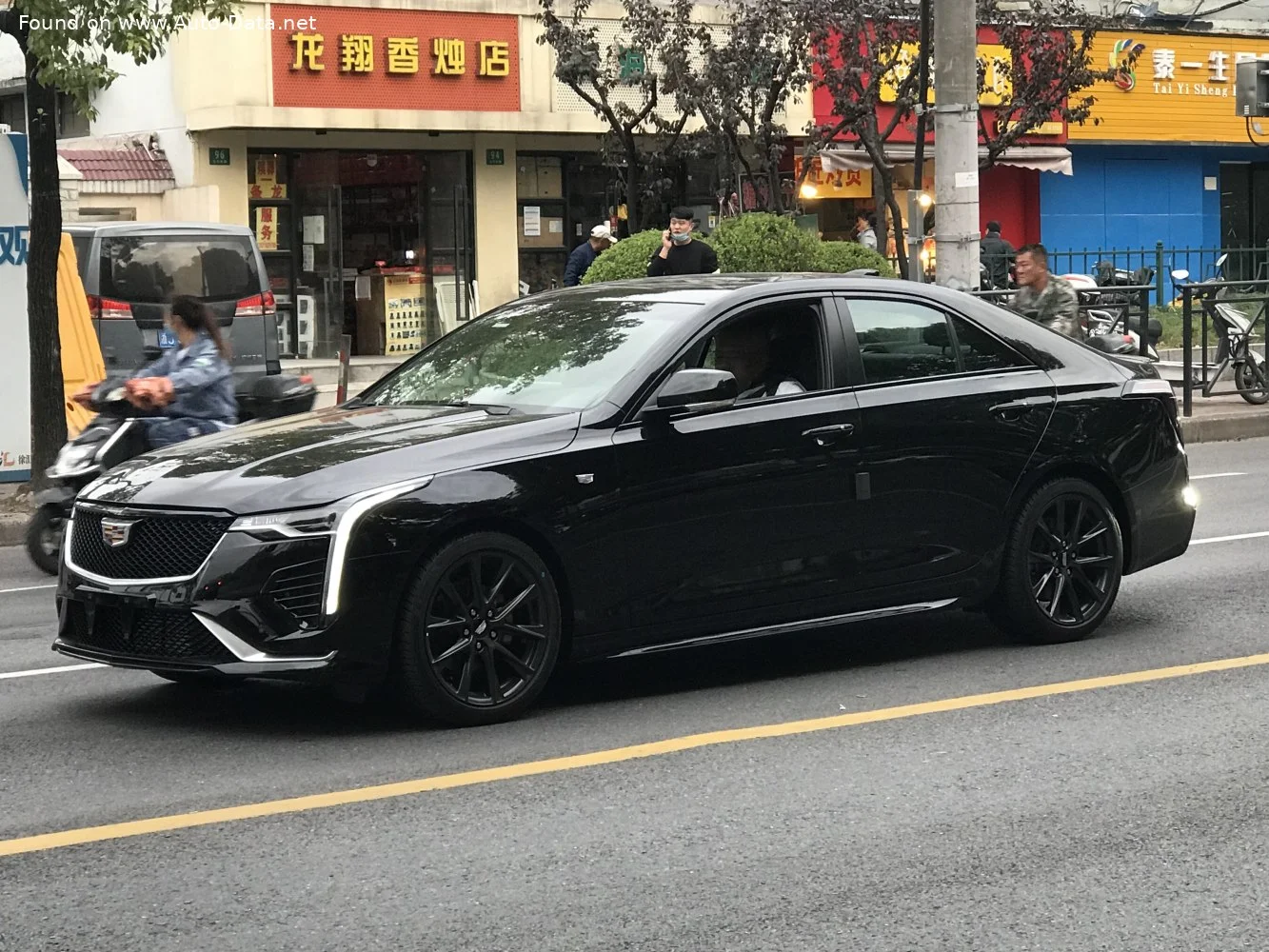Cadillac CT4 2.0 Turbo (240 Hp) Automatic2019 - thumbnail 15