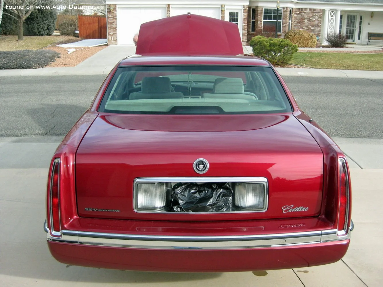 Cadillac DeVille 4.6 i V8 24V Concours (273 Hp)1994 - 1999 thumbnail 6