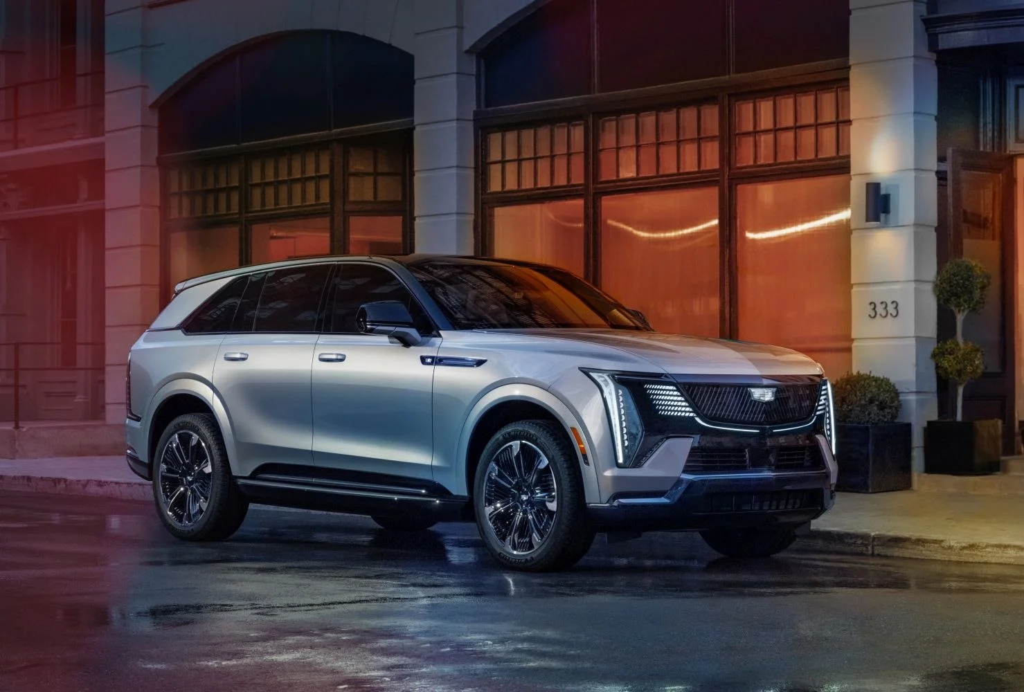 Cadillac Escalade 200 kWh (762 Hp) AWD Electric2024 - thumbnail 3