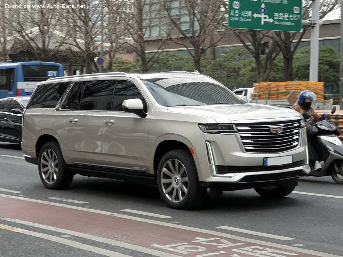 Cadillac Escalade 3.0 Duramax (277 Hp) 4WD Hydra-Matic2020 - 2024 thumbnail 11