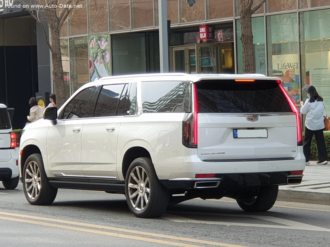 Cadillac Escalade 3.0 Duramax (277 Hp) 4WD Hydra-Matic2020 - 2024 thumbnail 8